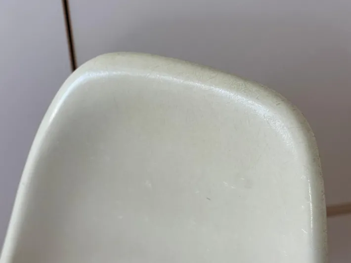 Pamono ! Original 1960s Vitra Charles & Ray Eames La Fonda Fiberglass Miller Chair Desk Chair Office Armchair by Charles & Ray Eames Hot