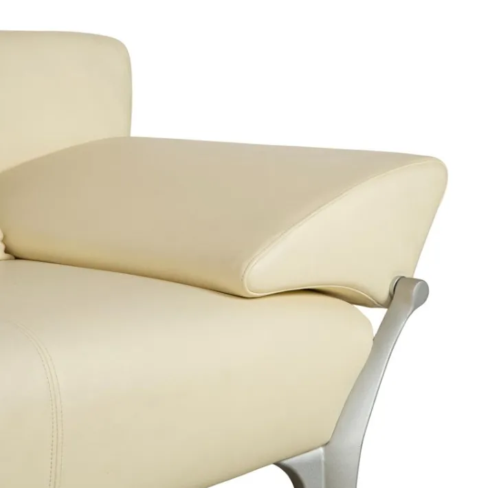 Pamono 1600 Two-Seater Sofa and Ottoman in Leather by Rolf Benz, Set of 2 Outlet