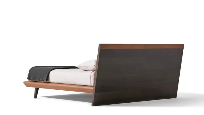Pamono Acute Bed by Rodolfo Dordoni for Cassina Online