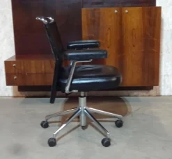 Pamono Adjustable Swivel Chairs Model by Antonio Citterio for Vitra, 1997, Set of 4 Discount