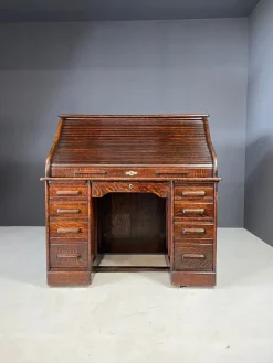 Pamono American Oak Roll-Top Desk, Czechoslovakia, 1930s Outlet