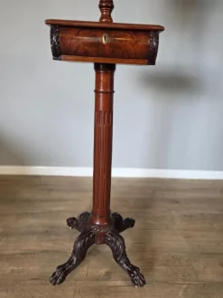 Pamono American Victorian Gentleman's Shaving Vanity Mirror with Stand in Mahogany, 1909 Outlet