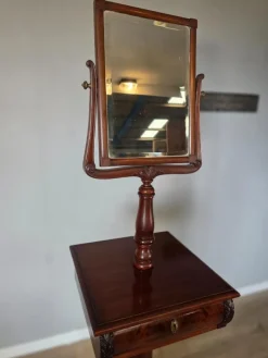 Pamono American Victorian Gentleman's Shaving Vanity Mirror with Stand in Mahogany, 1909 Outlet