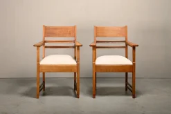 Pamono Amsterdam School Art Deco Armchairs in Oak and Almond Fabric, 1930s, Set of 2