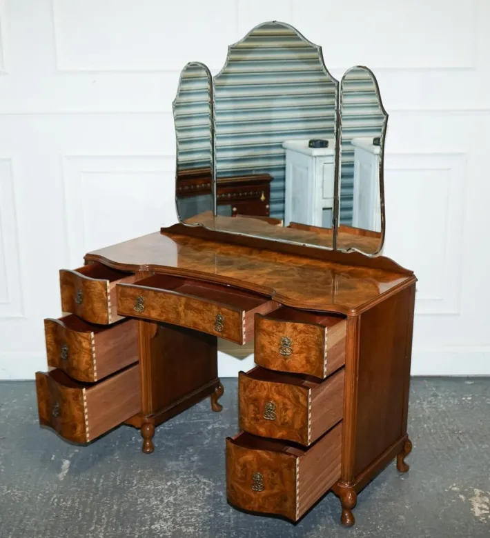 Pamono Antique Art Deco Dressing Table in Walnut, 1920s Discount