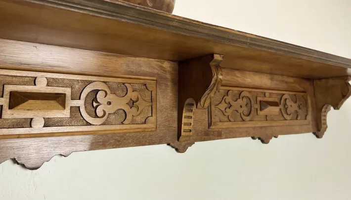 Pamono Antique Art Nouveau Wall Shelf in Carved Hard Wood, 1900s