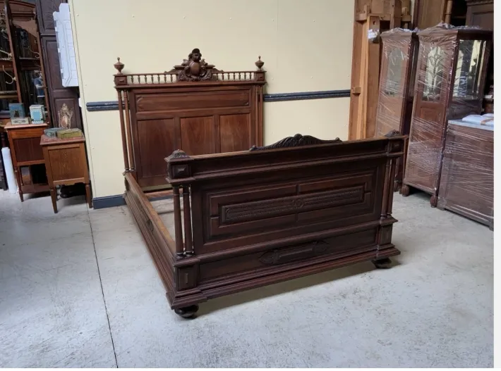 Pamono Antique Art Nouveau Walnut Bed, 1890s Hot