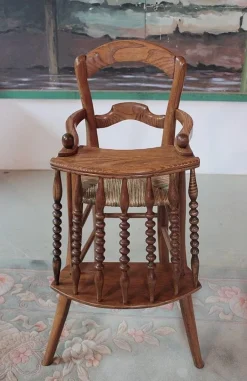 Pamono Antique Ash Wood Children's High Chair Sale