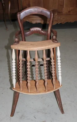 Pamono Antique Ash Wood Children's High Chair Sale