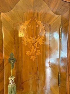 Pamono Antique Austrian Baroque Secretaire in Nutwood, 1770