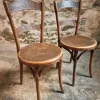 Pamono Antique Bistro Chairs with Pressed Wood Seat and Bentwood Backrest by Michael Thonet for Thonet, Early 1900s, Set of 2 New
