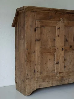 Pamono Antique Cabinet, 18th Century New