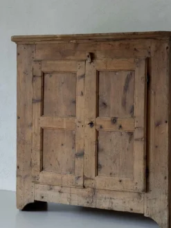 Pamono Antique Cabinet, 18th Century New