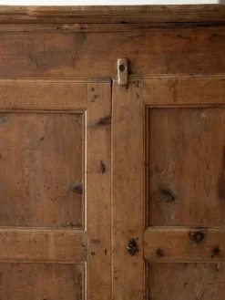 Pamono Antique Cabinet, 18th Century New