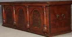 Pamono Antique Chest in Fir, 1680 Discount