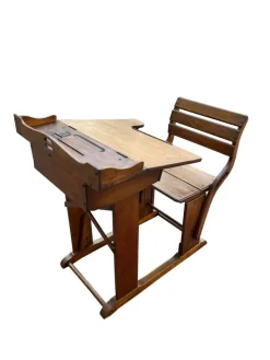 Pamono Antique Children's Writing Desk, 1940s Online