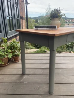 Pamono Antique Dining Table, 1890s Hot