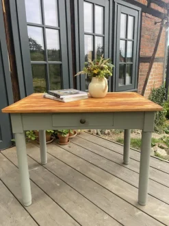 Pamono Antique Dining Table, 1890s Hot