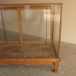 Pamono Antique Display Counter in Oak Outlet