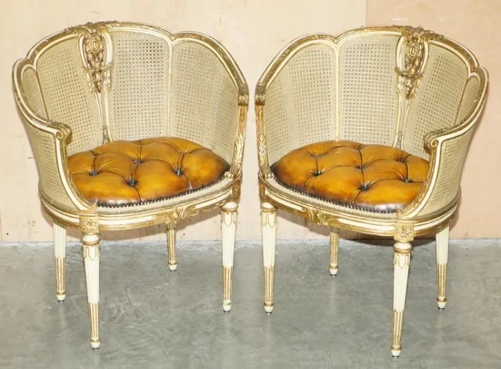 Pamono Antique French Chesterfield Leather Armchairs, 1880, Set of 2 Outlet