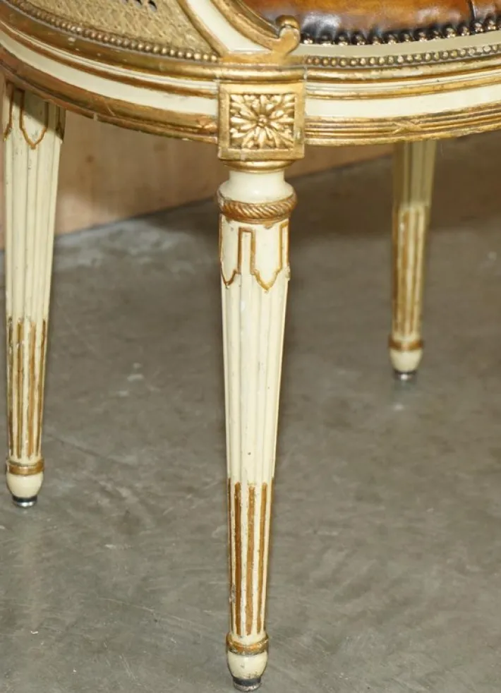 Pamono Antique French Chesterfield Leather Armchairs, 1880, Set of 2 Outlet