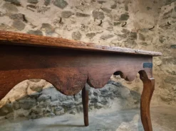 Pamono Antique French Farmhouse Dining Table with Pine Top, Fruitwood Cabriole Legs and Oak Apron, 18th-19th Century Discount