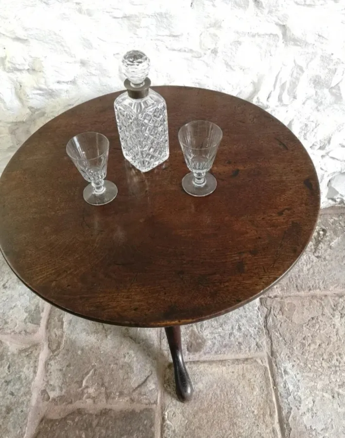 Pamono Antique George III Birdcage Tilt Top Wine Table in Red Walnut, 1760 Clearance