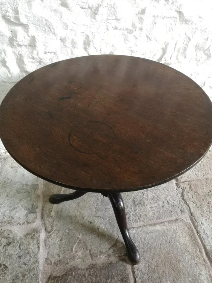 Pamono Antique George III Birdcage Tilt Top Wine Table in Red Walnut, 1760 Clearance