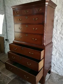 Pamono Antique George III Mahogany Tallboy, 1760 Best