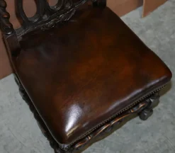 Pamono Antique Hand Carved Armorial Crest Coat of Arms Jacobean Dining Chairs, Set of 8 Best