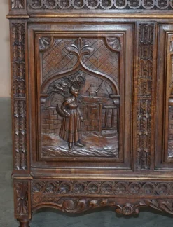 Pamono Antique Hand Carved Continental Oak Frame Bedstead Hot