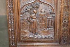 Pamono Antique Hand Carved Continental Oak Frame Bedstead Hot