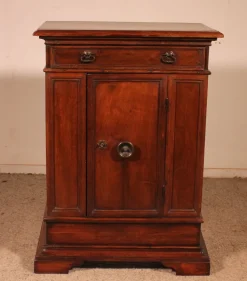 Pamono Antique Italian Walnut Oratory, 1600s Sale