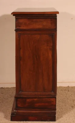 Pamono Antique Italian Walnut Oratory, 1600s Sale