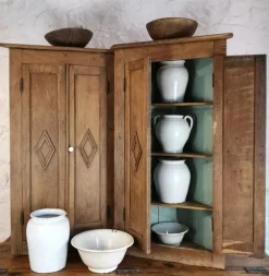 Pamono Antique Oak Corner Cabinets, 1890, Set of 2 Best