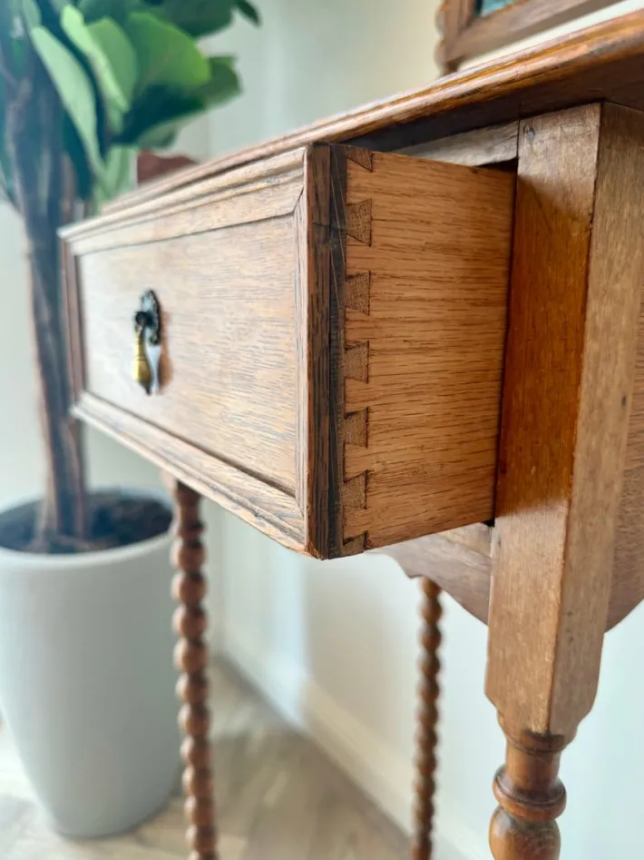 Pamono Antique Oak Gentleman's Vanity Shaving Stand Table with Adjustable Mirror from Jas Shoolbred, 1890s Clearance