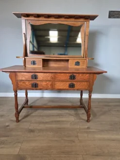Pamono Antique Oak Newlyn Dressing Table from Heals of London Clearance