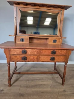 Pamono Antique Oak Newlyn Dressing Table from Heals of London Clearance