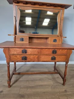 Pamono Antique Oak Newlyn Dressing Table from Heals of London Clearance