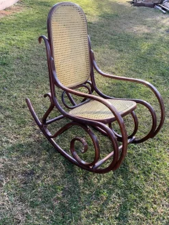 Pamono Antique Rocking Chair from Thonet