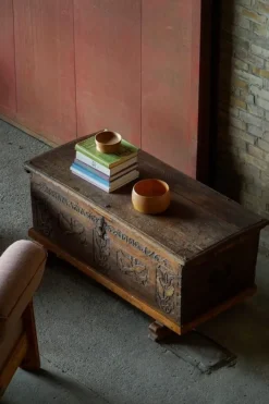 Pamono Antique Scandinavian Folk Art Oak Chest with Carved Panels, 1764 Outlet