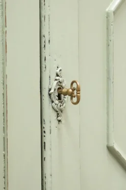 Pamono Antique Sideboard in Fir Wood, 1890s Online