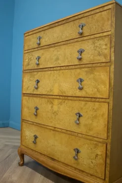 Pamono Antique Style Chest of Drawers in Walnut by Alfred Cox for Heals, 1950s Outlet