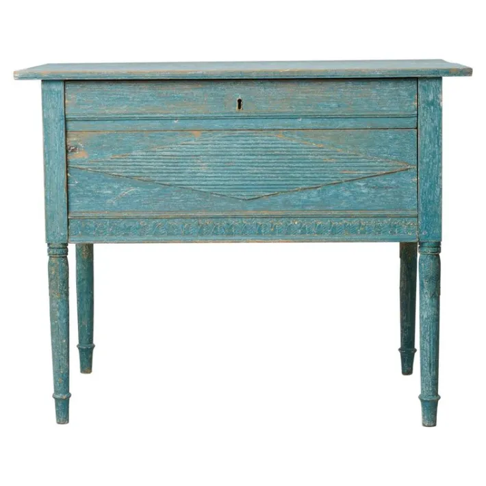 Pamono Antique Swedish Blue Painted Hand-Carved Country Table Clearance