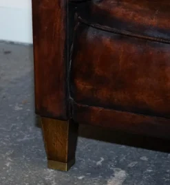 Pamono Antique Swedish Leather Chesterfield 3-Seater Sofa Online