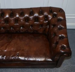 Pamono Antique Swedish Leather Chesterfield 3-Seater Sofa Online