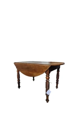 Pamono Antique Table in Walnut, 1800 Best