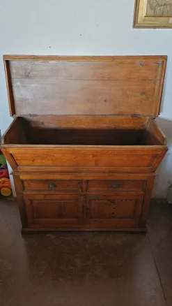 Pamono Antique Tuscan Sideboard, 1890s New