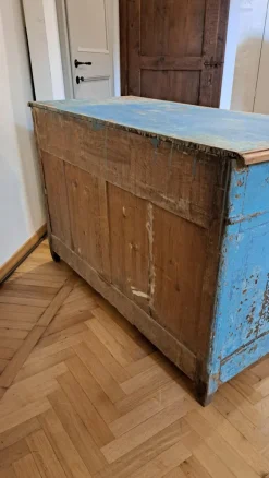 Pamono Antique Tuscan Sideboard in Fir, 1890s Outlet