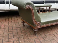 Pamono Antique Victorian Oak Chaise Longue in Green Leather with Brass Castors Hot